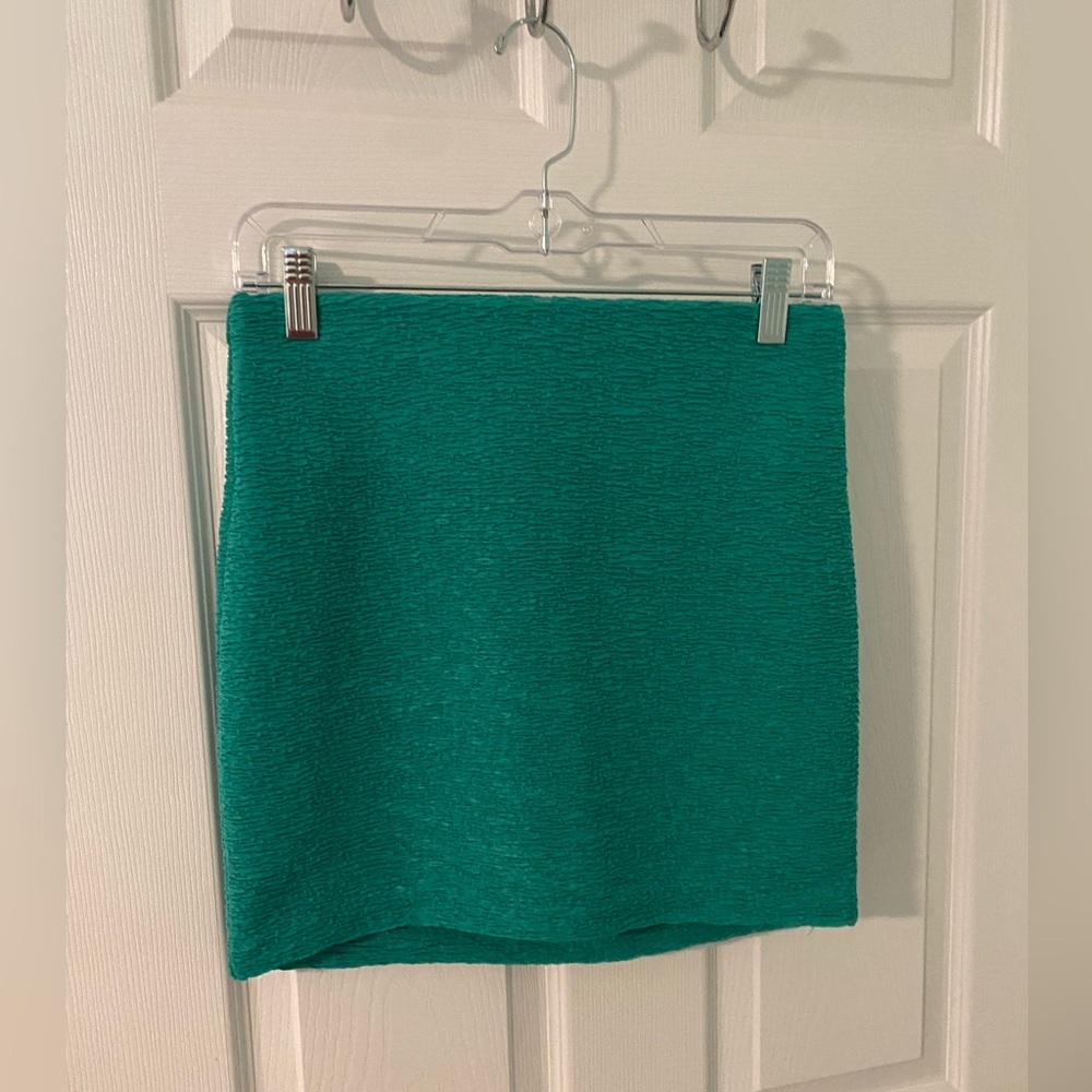 BCBGeneration High Waisted Fitted Mini Skirt - textured teal (Small)